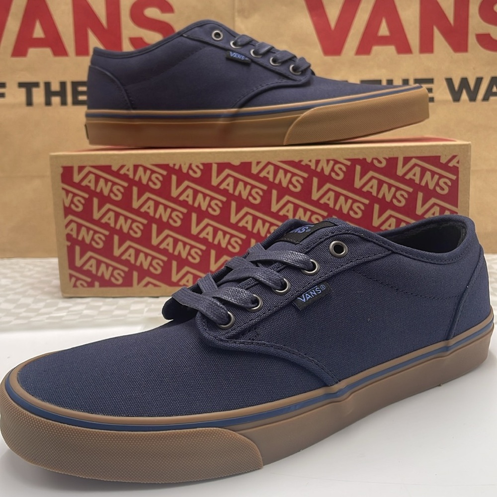 Vans WMNS Blue Brown Sneakers Classic Style Style Atwood
(12 Oz Canvas)Navy/Gum - Picture 14 of 16